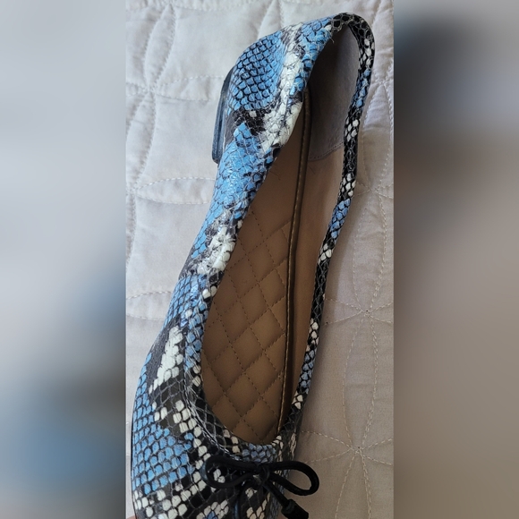 J Mclaughlin Mercer Ballet Flats Snakeskin Blue Black Size 7 Leather Sole - Picture 14 of 16